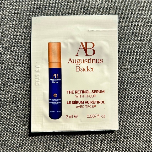 Brightening Skincare Set | 10 Products - Picture 6 of 11